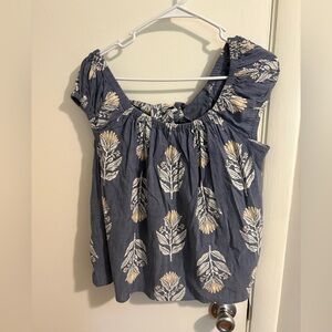 NWT printed chambray too with tie back detail Old Navy